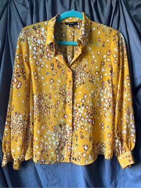 Alfani Button Down Lightweight Yellow Shirt